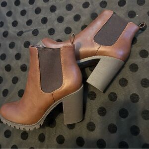 Soda Brown Ankle Boots with Block Heel - NWOB Size 9